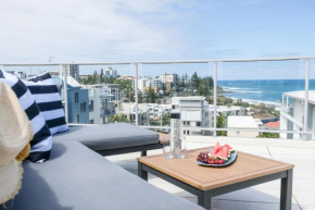 Absolute Hamptons Style Luxury Two Story Penthouse at Kings Beach - Private Rooftop Terrace